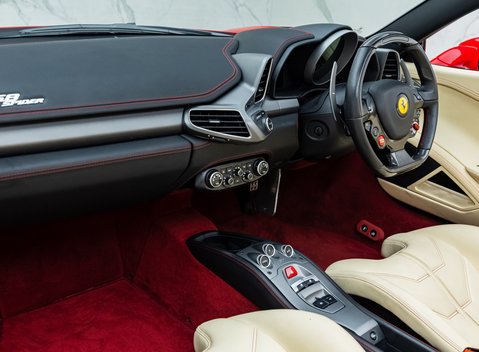 Ferrari 458 Spider 23