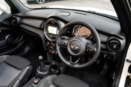 Mini Convertible COOPER