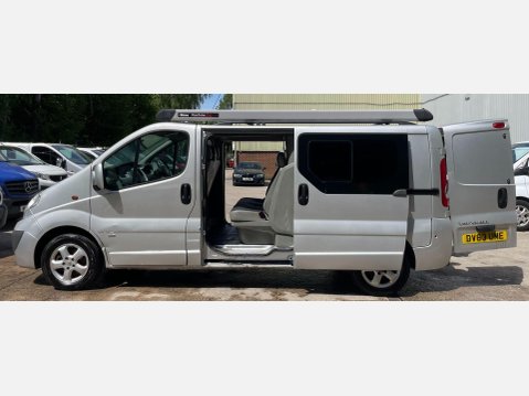 Vauxhall Vivaro 2.0 2900 CDTi Sportive Crew Van FWD L3 5dr 18