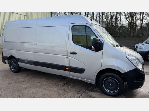 Renault Master 2.3 dCi 35 Business Panel Van 5dr Diesel Manual FWD LWB Medium Roof Euro 6 5