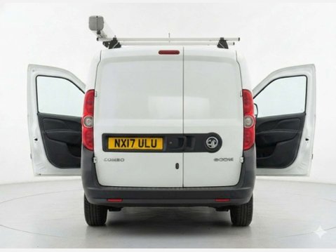 Vauxhall Combo 1.3 CDTi 2000 16v Temperature Controlled 3dr Diesel Manual FWD L1 H1 (133 g 9