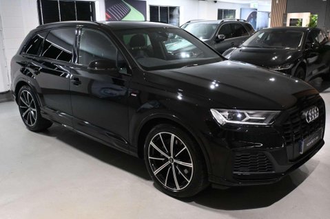 Audi Q7 TFSI QUATTRO S LINE BLACK EDITION MHEV 1