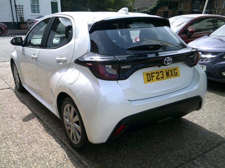 Toyota Yaris ICON FHEV ONLY 17,000 MILES FROM NEW 14