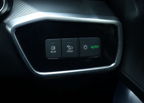 Audi A6 2.0 TFSIe 50 Sport Saloon 4dr Petrol Plug-in Hybrid S Tronic quattro Euro 6 42