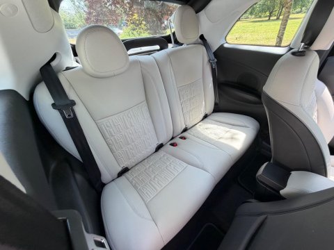 Fiat 500e C LA PRIMA 32