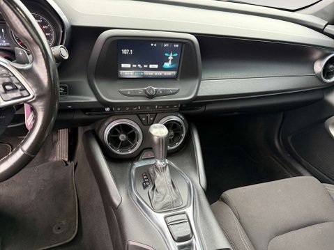 Chevrolet Camaro CHEVROLET || 3,564cc || 2018 || PETROL 10