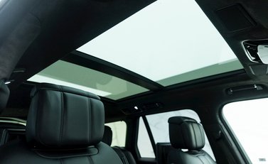Land Rover Range Rover P400e Autobiography 12