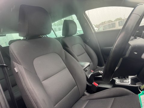 Kia Sportage 1.6 GDi 2 SUV 5dr Petrol Manual Euro 6 (s/s) (130 bhp) 11