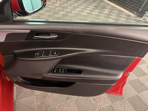 Jaguar XE 2.0i R-Sport Auto Euro 6 (s/s) 4dr 35