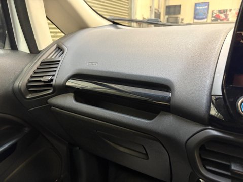 Ford Ecosport 1.0T EcoBoost ST-Line Euro 6 (s/s) 5dr 26