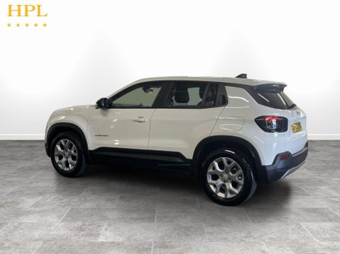 Jeep Avenger 1.2 Altitude SUV 5dr Petrol Manual Euro 6 (s/s) (100 ps) 5