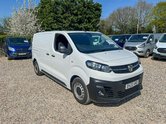 Vauxhall Vivaro SWB L1H1 Low Roof Dynamic 2900 Air Con Sensors Euro 6 NO VAT 4
