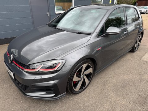 Volkswagen Golf GTI TSI DSG 20
