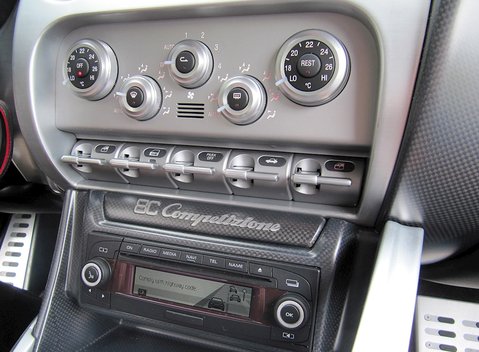 Alfa Romeo 8C Competizione 11