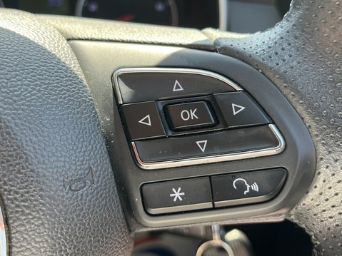 MG ZS 1.5 VTi - TECH Exclusive 24