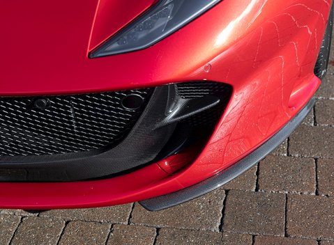 Ferrari 812 Superfast 28