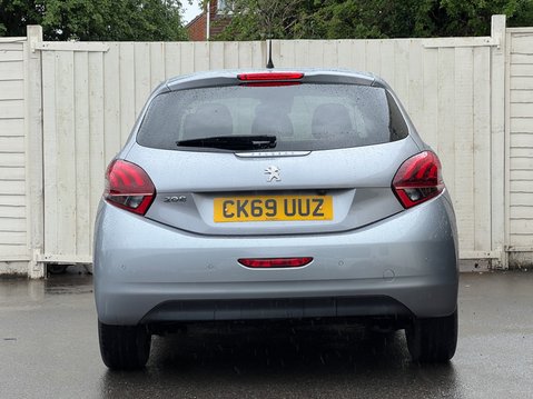 Peugeot 208 1.5 BlueHDi Tech Edition Hatchback 5dr Diesel Manual Euro 6 (s/s) (100 ps) 9