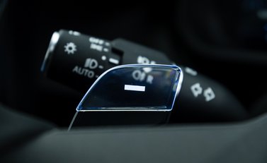 Land Rover Defender 110 OCTA EDITION ONE 14