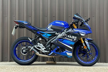 Yamaha R125 (YZF 125-A) 16
