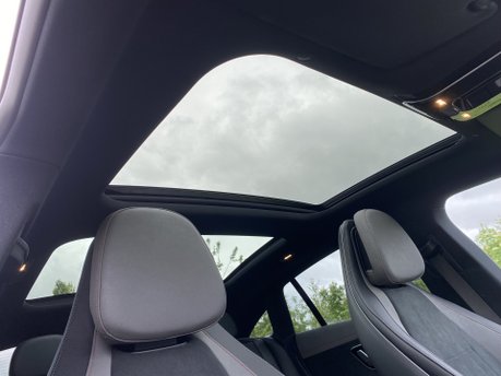 Mercedes-Benz EQE EQE 300 AMG Line Premium Auto Electric 89KWH PAN ROOF/MEMORY SEATS/SAT NAV 1