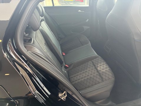 Volkswagen Golf 1.5 eTSI MHEV R-Line DSG Euro 6 (s/s) 5dr 11
