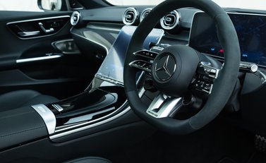 Mercedes-Benz C63 S AMG E Performance Estate Night Edition 10