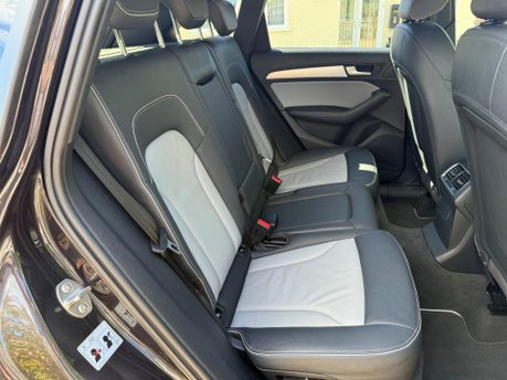 Audi Q5 3.0 TDI V6 S line Plus S Tronic quattro Euro 5 (s/s) 5dr 20