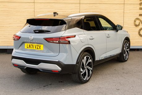 Nissan Qashqai DIG-T TEKNA PLUS DCT MHEV