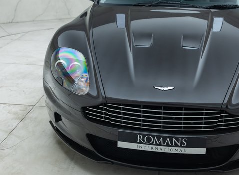 Aston Martin DBS V12 30