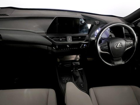 Lexus Ux 2.0 250h F Sport Design SUV 5dr Petrol Hybrid E-CVT Euro 6 (s/s) (184 ps) A 18