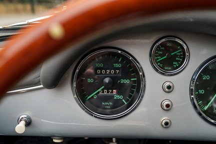 Porsche 356 Speedster 25