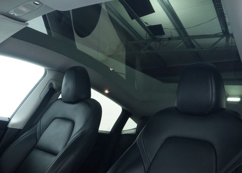 Tesla Model Y (Dual Motor) Long Range SUV 5dr Electric Auto 4WDE (384 bhp) 45