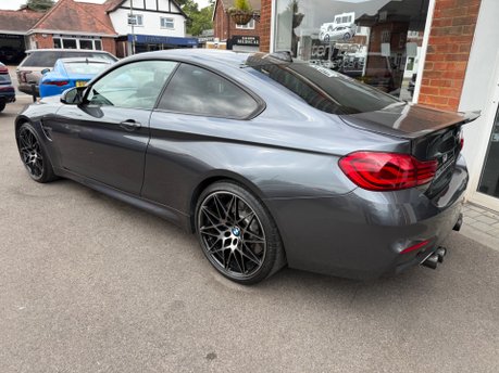 BMW M4 M4 COMPETITION 13