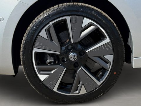 Vauxhall Corsa 100kW Elite Premium 50kWh 5dr Auto [11kWCh] 13