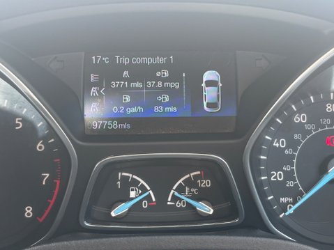 Ford Focus TITANIUM X 33