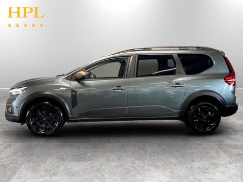 Dacia Jogger 1.0 TCe EXTREME MPV 5dr Petrol Manual Euro 6 (s/s) (110 ps) Alloys - Blueto 4