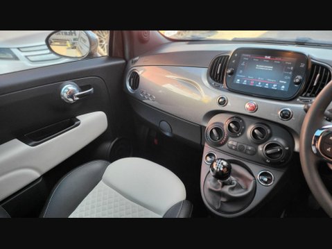 Fiat 500 DOLCEVITA MHEV 17