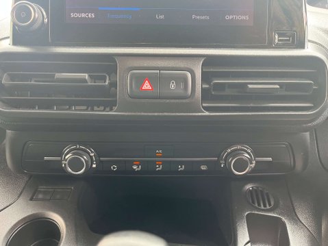 Peugeot Partner 1.5 Partner Professional L1 Blue HDi 25