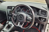 Volkswagen Golf GTI 31