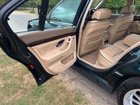 BMW 7 Series 4.4 740i 4dr 25