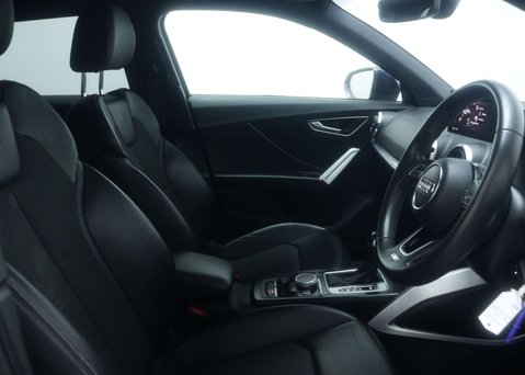 Audi Q2 1.5 Q2 S Line 35 TFSI Semi-Auto 5dr 44