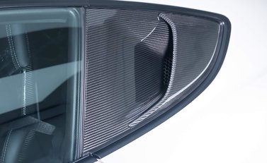 Porsche Cayman GT4 RS (718) 36