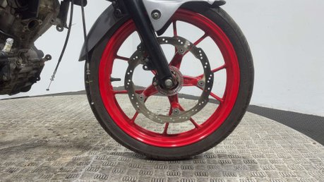 Suzuki GSX-S GSXS 125 2020 SPORT BIKE 125CC PROJECT BIKE PARTS BIKE 32