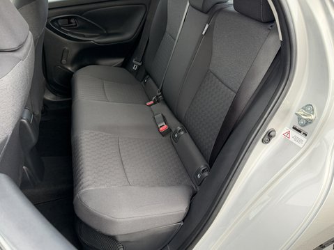 Toyota Yaris 1.5 Hybrid Icon 5dr CVT 35