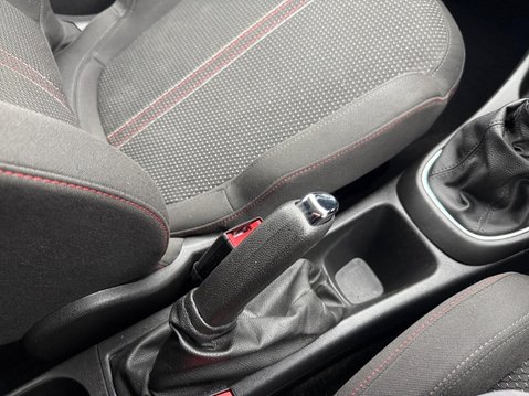 Vauxhall Corsa 1.4i ecoTEC Griffin Euro 6 3dr 23