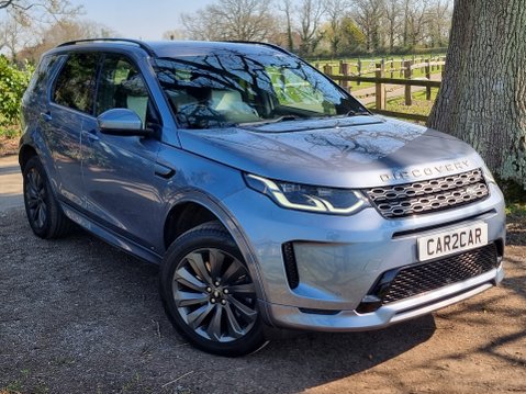 Land Rover Discovery Sport R-DYNAMIC SE MHEV 2