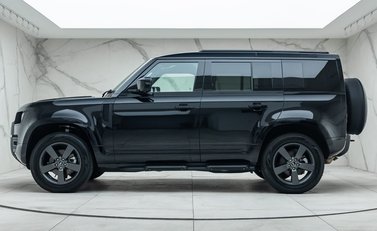 Land Rover Defender 110 D250 X-DYNAMIC HSE 5