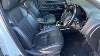 Mitsubishi Outlander 2.4h TwinMotor 13.8kWh Exceed SUV 5dr Petrol Plug-in Hybrid CVT 4WD Euro 6  5