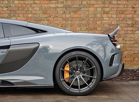 McLaren 675LT 8