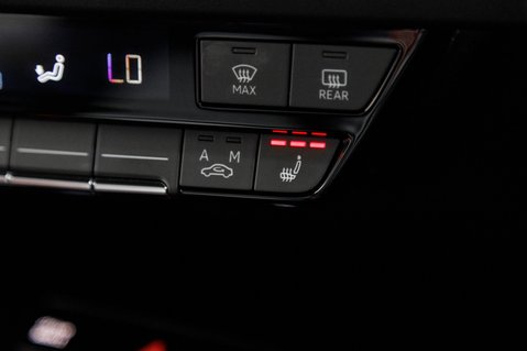 Audi Q4 SPORTBACK EDITION 1 45
